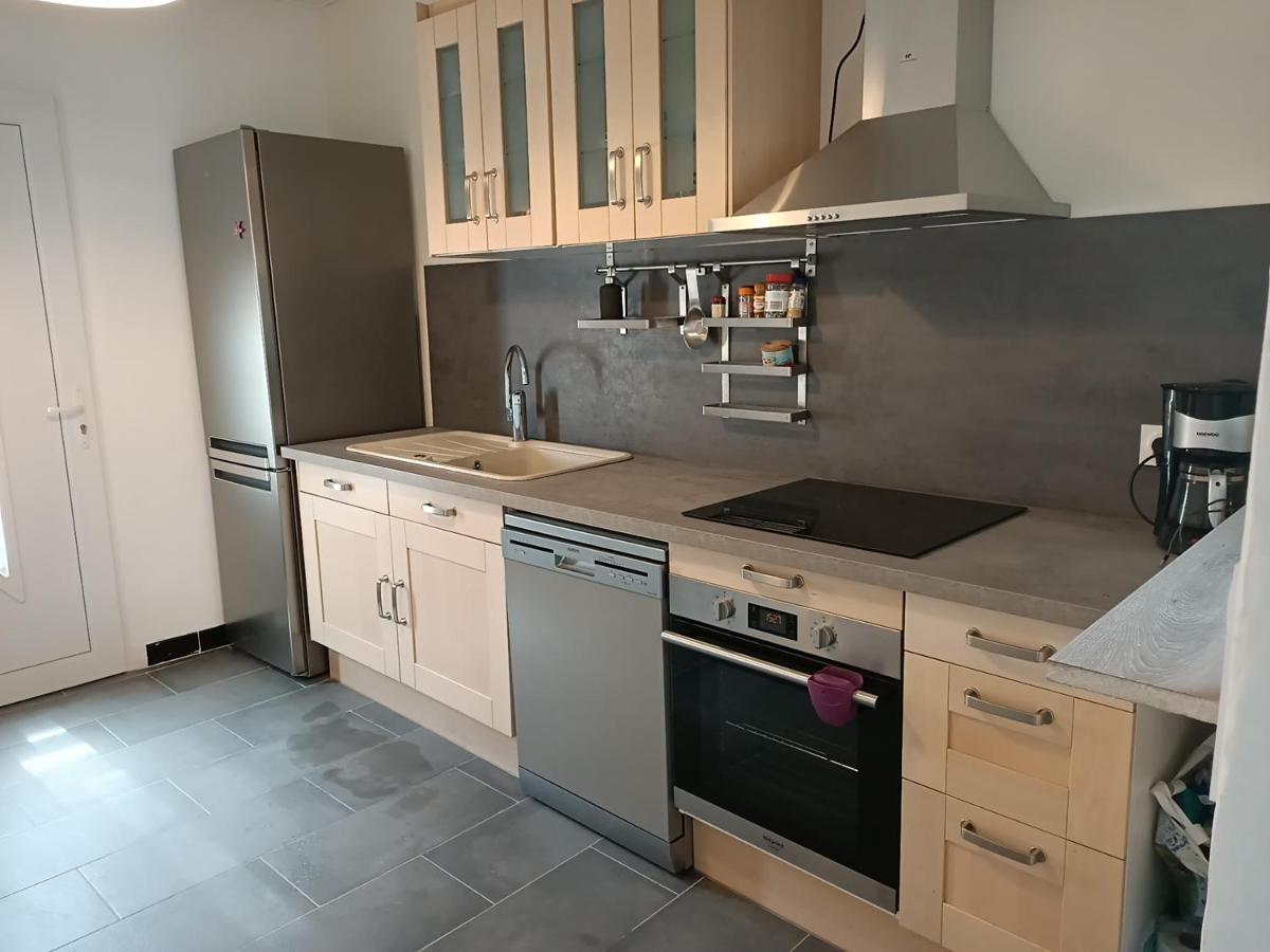 Location Bord De Mer, Villa De Vacances 6-8 Personnes - Jardin Вальрас-Пляж Экстерьер фото