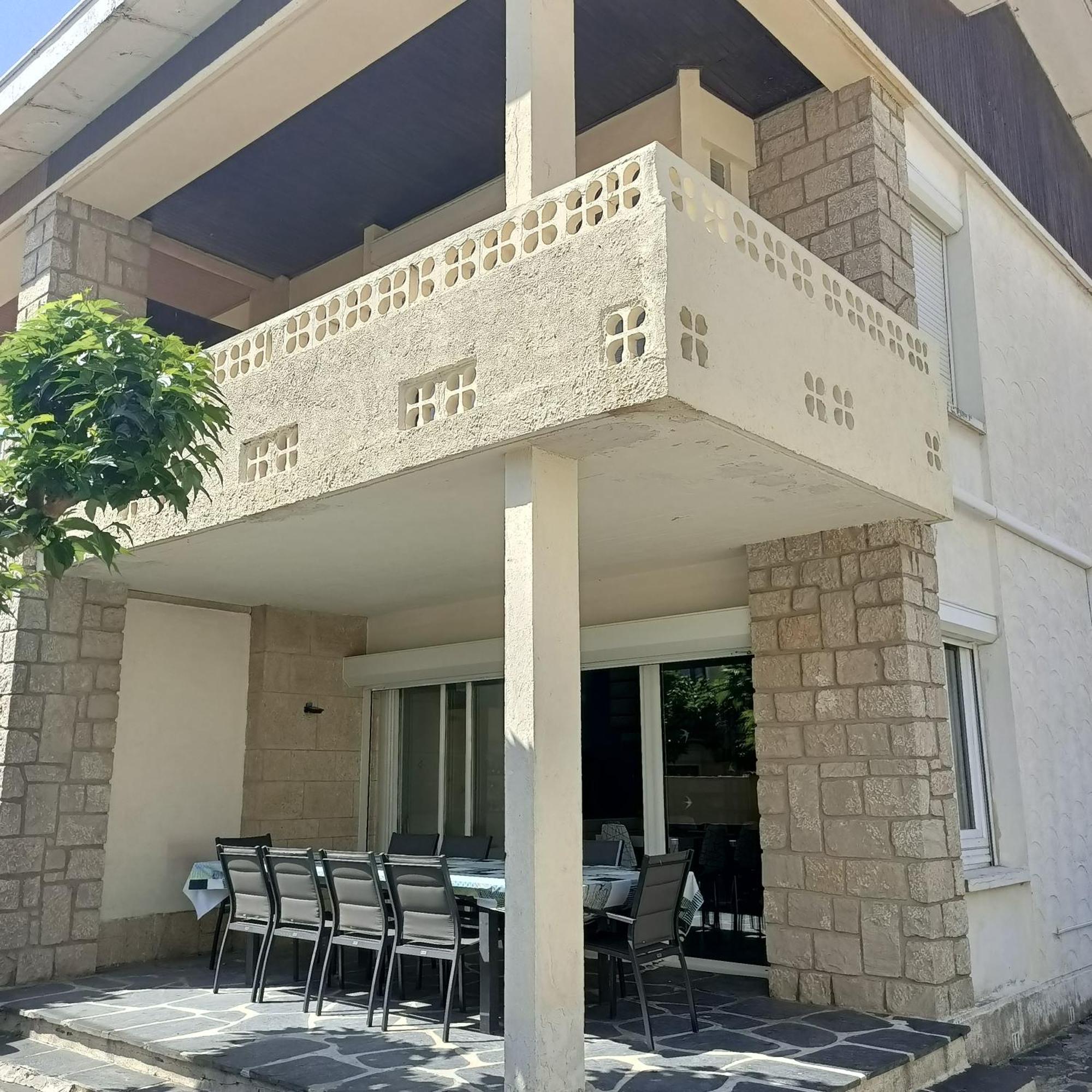 Location Bord De Mer, Villa De Vacances 6-8 Personnes - Jardin Вальрас-Пляж Экстерьер фото
